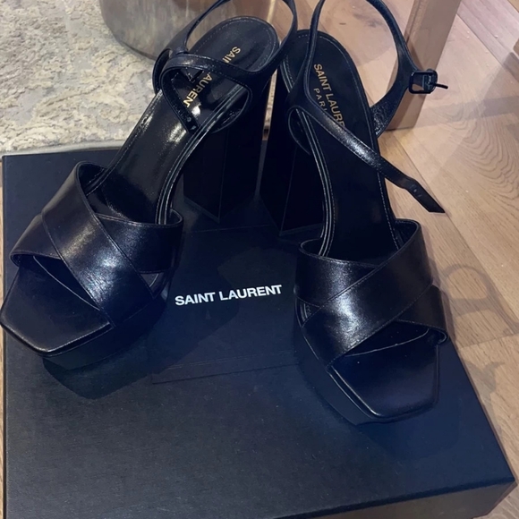 Yves Saint Laurent high heels women's size 8.5